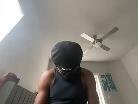 Snapshot of siscobob03 chatting on December 15, 2024, 5:31 pm siscobob03 online show from December 15, 2024, 5:31 pm