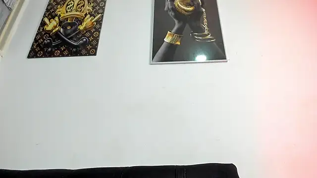 vincent carusso94 online show from November 7, 2025, 3:22 am