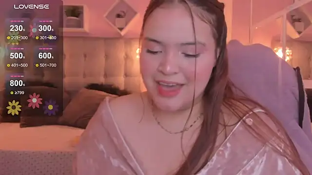 melanie hh online show from October 26, 2025, 4:02 am