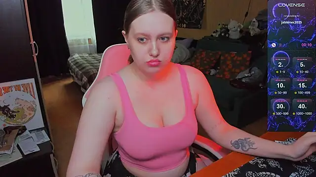 Snapshot of Alice_Dreamgirl_ chatting on May 31, 2026, 10:43 am Alice Dreamgirl online show from May 31, 2026, 10:43 am