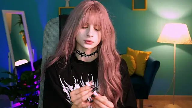 JadeCastle  online show from March 18, 2025, 5:02 am