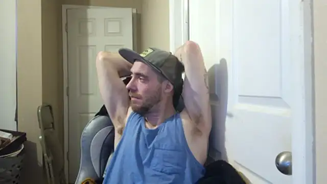 Huntzg23 online show from March 31, 2026, 6:48 am