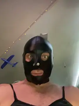 kinkycdslutsv online show from September 20, 2025, 8:25 pm