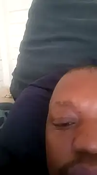 Snapshot of jackheavy09 chatting on December 18, 2024, 5:15 am jackheavy09 online show from December 18, 2024, 5:15 am