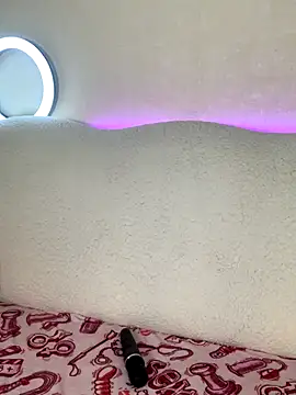 Snapshot of beep_beep_bitch chatting on November 22, 2025, 8:57 am beep beep bitch online show from November 22, 2025, 8:57 am