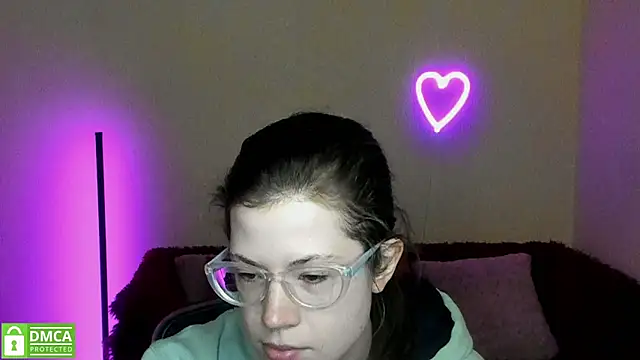 Alicia redfollow online show from March 1, 2025, 6:35 am