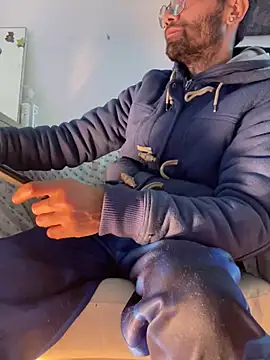 cappellabig35 online show from January 31, 2025, 11:03 pm