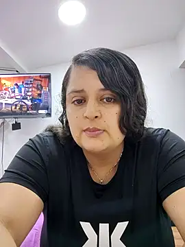 Miss balloonsmila online show from November 24, 2025, 12:43 am