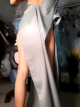 Lucy limon online show from November 4, 2025, 7:50 pm