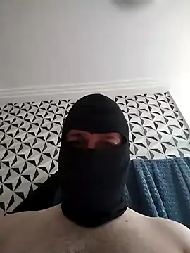 Snapshot of Away_Smit chatting on December 18, 2024, 9:36 am Away Smit online show from December 18, 2024, 9:36 am