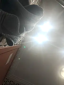 Snapshot of Away_Smit chatting on February 24, 2026, 7:37 pm Away Smit online show from February 24, 2026, 7:37 pm