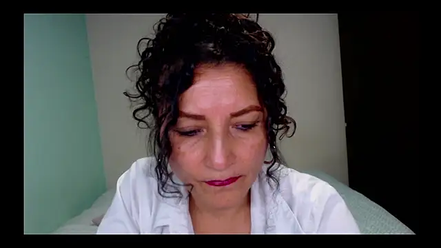 arianna ros3 online show from March 10, 2026, 12:03 am