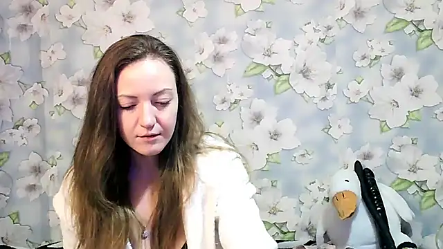 Snapshot of KattyLuuu chatting on March 22, 2025, 8:59 pm KattyLuuu online show from March 22, 2025, 8:59 pm