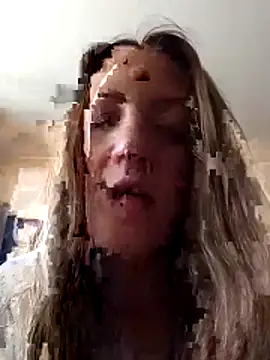 KattyLuuu online show from February 5, 2026, 10:44 am