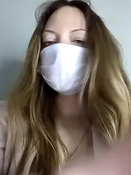 KattyLuuu online show from April 11, 2026, 3:47 am