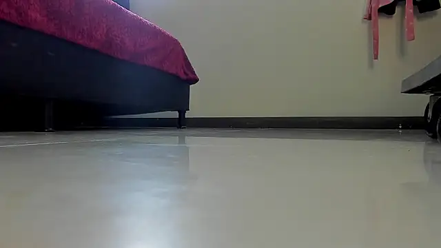 Snapshot of Keiny-Rave chatting on February 27, 2026, 9:36 pm Keiny-Rave online show from February 27, 2026, 9:36 pm