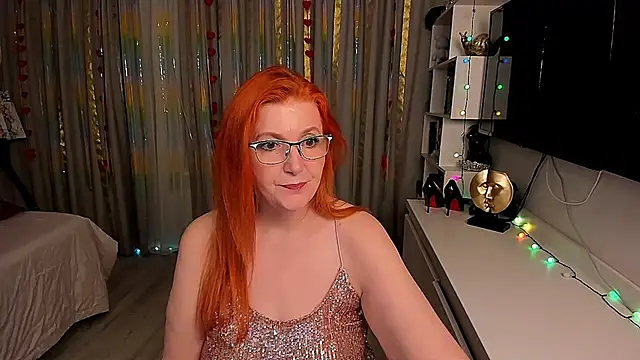 Snapshot of Fire-Fox-One chatting on March 16, 2025, 10:31 pm Fire-Fox-One online show from March 16, 2025, 10:31 pm