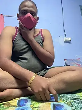 Snapshot of Hillz_king_98 chatting on December 21, 2024, 8:18 am Hillz king 98 online show from December 21, 2024, 8:18 am