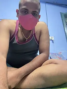 Snapshot of Hillz_king_98 chatting on December 18, 2024, 9:04 am Hillz king 98 online show from December 18, 2024, 9:04 am