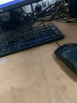 Snapshot of Hillz_king_98 chatting on February 7, 2025, 10:52 pm Hillz king 98 online show from February 7, 2025, 10:52 pm