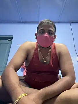 Snapshot of Hillz_king_98 chatting on March 3, 2025, 12:45 am Hillz king 98 online show from March 3, 2025, 12:45 am