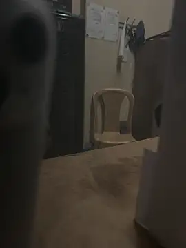 Snapshot of Hillz_king_98 chatting on February 6, 2025, 6:46 pm Hillz king 98 online show from February 6, 2025, 6:46 pm