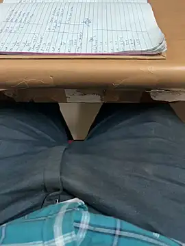 Snapshot of Hillz_king_98 chatting on February 4, 2025, 11:49 pm Hillz king 98 online show from February 4, 2025, 11:49 pm