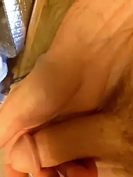 JuicyFuckinPussy online show from March 10, 2025, 5:07 pm