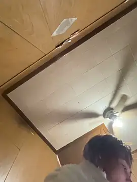 carmelbbyx22 online show from March 20, 2026, 3:24 pm