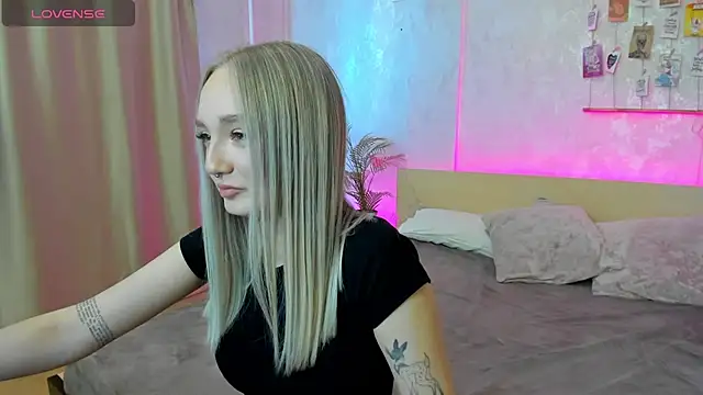 Snapshot of Cheryl__Brown chatting on February 23, 2025, 3:45 am Cheryl Brown online show from February 23, 2025, 3:45 am