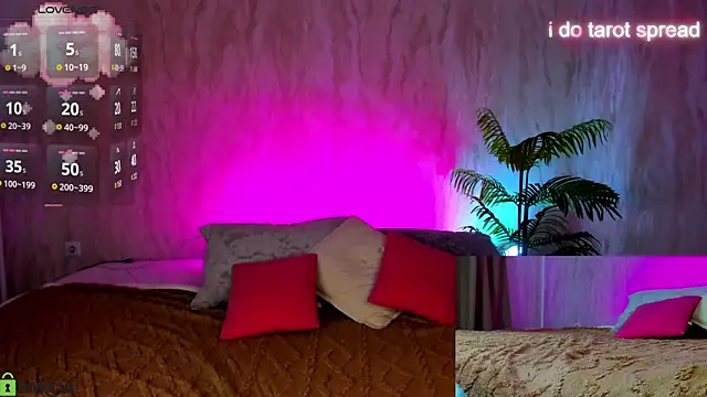 Snapshot of Cheryl__Brown chatting on October 19, 2025, 1:41 am Cheryl Brown online show from October 19, 2025, 1:41 am