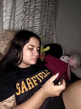 Snapshot of Ema_kraus chatting on February 11, 2025, 6:51 am Ema kraus online show from February 11, 2025, 6:51 am