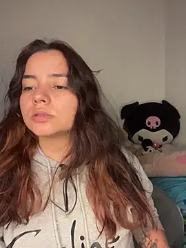 Snapshot of Ema_kraus chatting on February 25, 2026, 2:45 am Ema kraus online show from February 25, 2026, 2:45 am