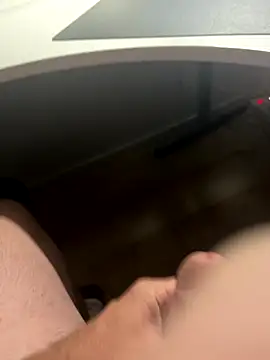 Snapshot of mikiss789 chatting on October 26, 2025, 3:29 am mikiss789 online show from October 26, 2025, 3:29 am