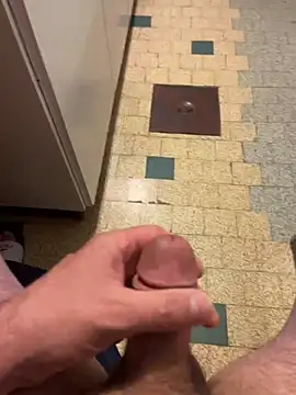 mikiss789 online show from March 16, 2026, 4:42 am