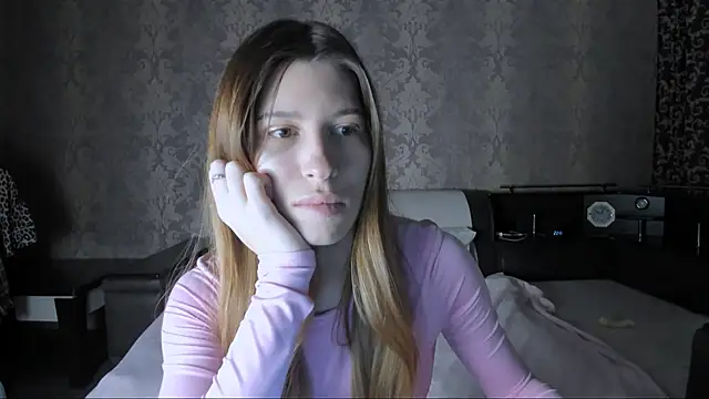 Agnes Allenn online show from October 31, 2025, 10:56 am