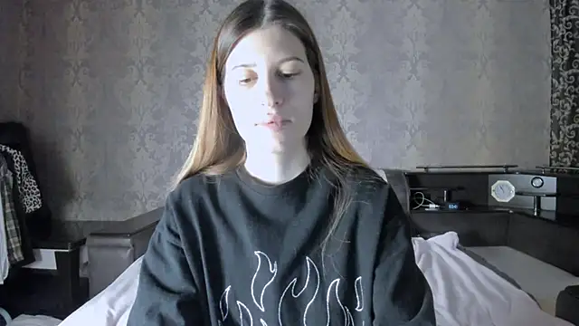 Agnes Allenn online show from November 28, 2025, 10:04 am