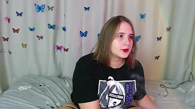 Snapshot of Phantommira chatting on January 17, 2025, 6:54 pm Phantommira online show from January 17, 2025, 6:54 pm