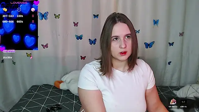 Snapshot of Phantommira chatting on March 2, 2025, 11:30 am Phantommira online show from March 2, 2025, 11:30 am