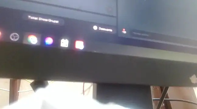 Snapshot of _amira_dalila chatting on December 21, 2024, 3:09 pm amira dalila online show from December 21, 2024, 3:09 pm