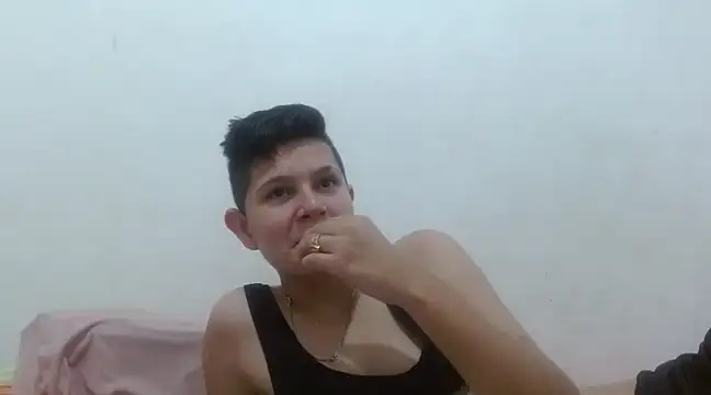 Snapshot of _amira_dalila chatting on January 8, 2025, 4:12 am amira dalila online show from January 8, 2025, 4:12 am