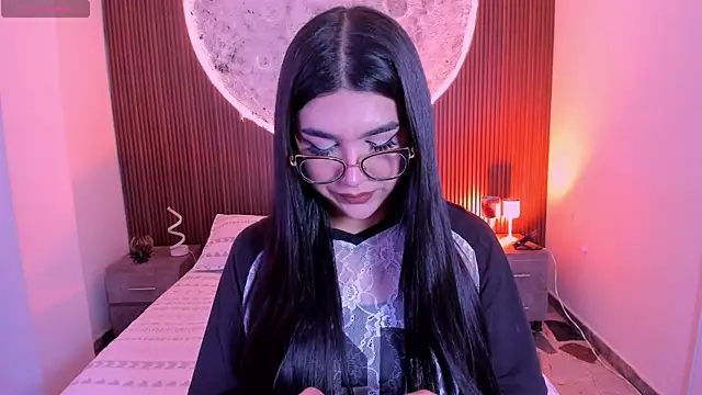 Snapshot of RoseCassie chatting on June 19, 2026, 1:50 pm RoseCassie online show from June 19, 2026, 1:50 pm