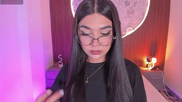 Snapshot of RoseCassie chatting on July 21, 2026, 1:56 pm RoseCassie online show from July 21, 2026, 1:56 pm