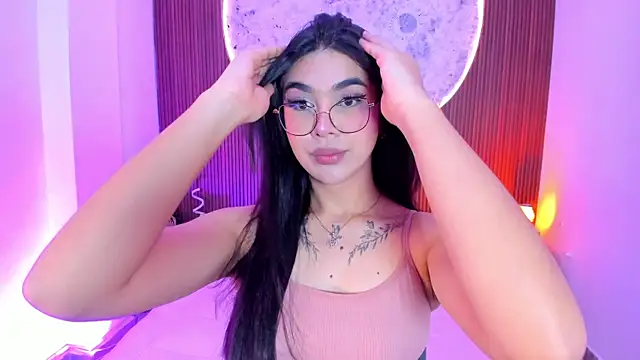 Snapshot of RoseCassie chatting on May 27, 2026, 1:18 pm RoseCassie online show from May 27, 2026, 1:18 pm