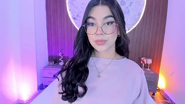 Snapshot of RoseCassie chatting on May 29, 2026, 12:44 pm RoseCassie online show from May 29, 2026, 12:44 pm
