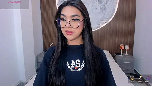 RoseCassie online show from April 22, 2026, 1:40 pm