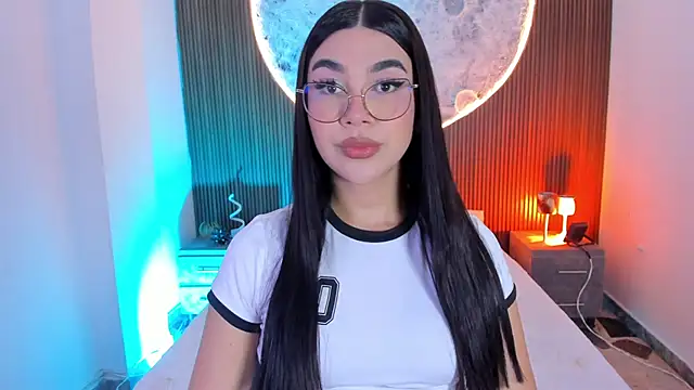 Snapshot of RoseCassie chatting on June 17, 2026, 1:54 pm RoseCassie online show from June 17, 2026, 1:54 pm