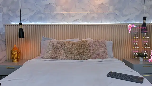 AinaraJimenez online show from October 27, 2025, 8:21 pm