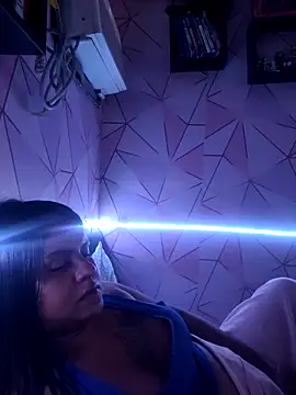 ppatriciarabello online show from April 15, 2026, 7:58 pm