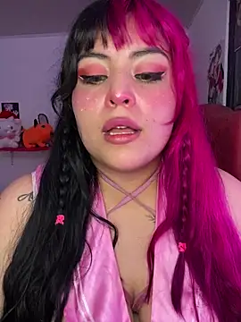 Snapshot of Pinky-Flower chatting on January 18, 2025, 5:10 am Pinky-Flower online show from January 18, 2025, 5:10 am